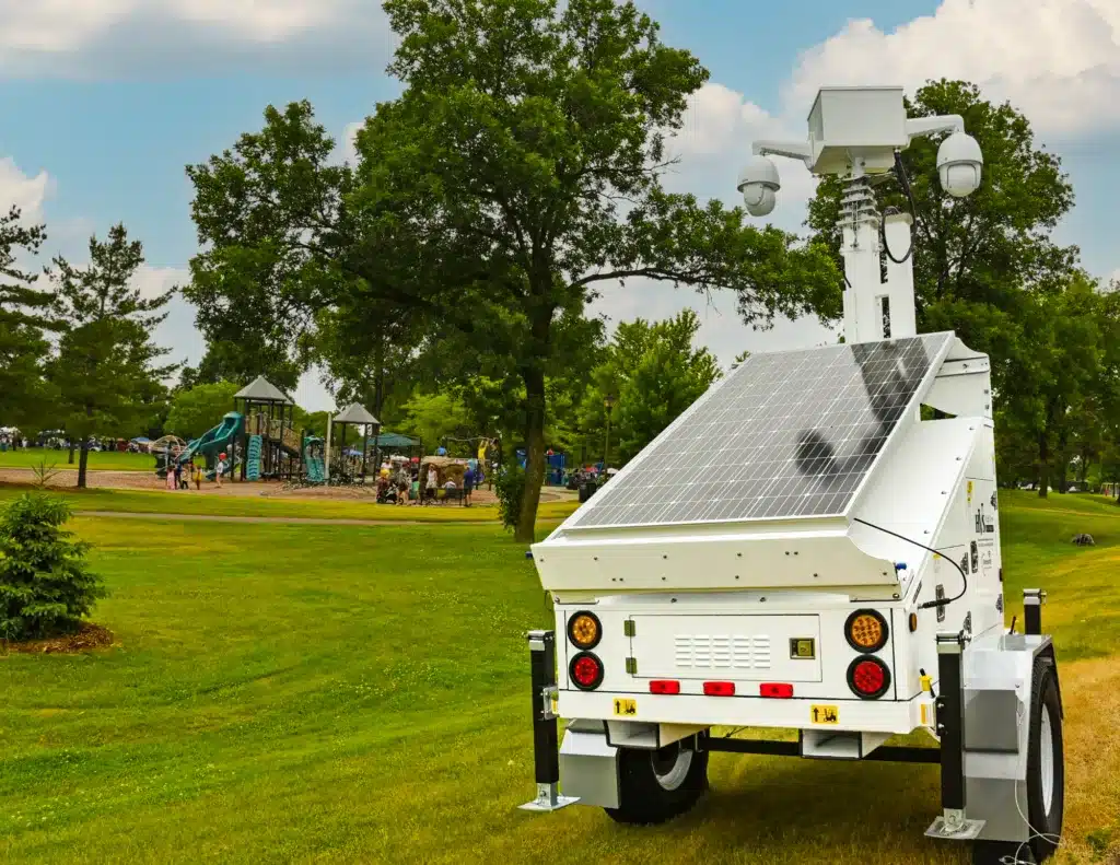ParSecurity solar mobile surveillance camera tower